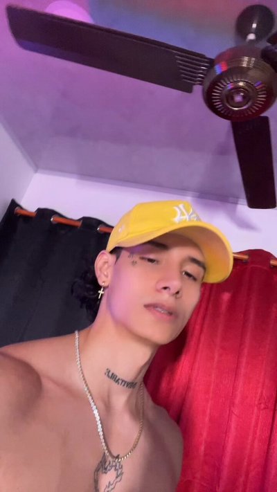 Watch SAOS's leaked NSFW video on TwXstars