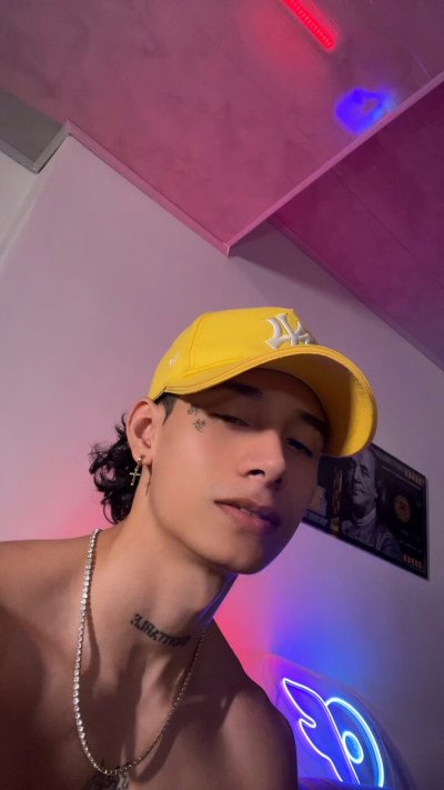 Watch SAOS's leaked NSFW video on TwXstars