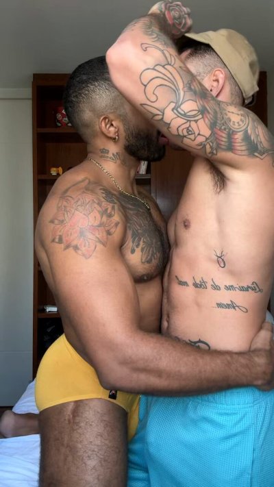 Watch CARLOS MARANHAO's leaked NSFW video on TwXstars