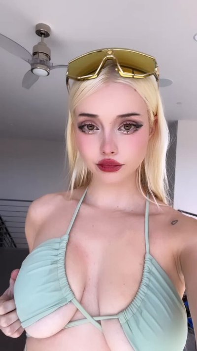 Watch Lauren Burch's leaked NSFW video on TwXstars