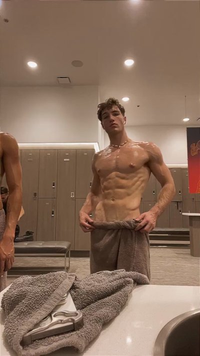 Watch Hazel Hoffman's leaked NSFW video on TwXstars