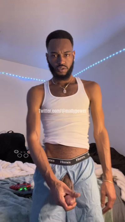 Watch Mally Mall's leaked NSFW video on TwXstars
