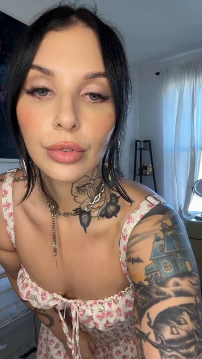 Watch Ivy Lebelle's leaked NSFW video on TwXstars