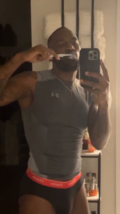 Watch Just Jeromie's leaked NSFW video on TwXstars