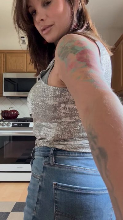 Watch Brittany Elizabeth Welsh's leaked NSFW video on TwXstars