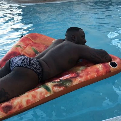 Watch Just Jeromie's leaked NSFW video on TwXstars