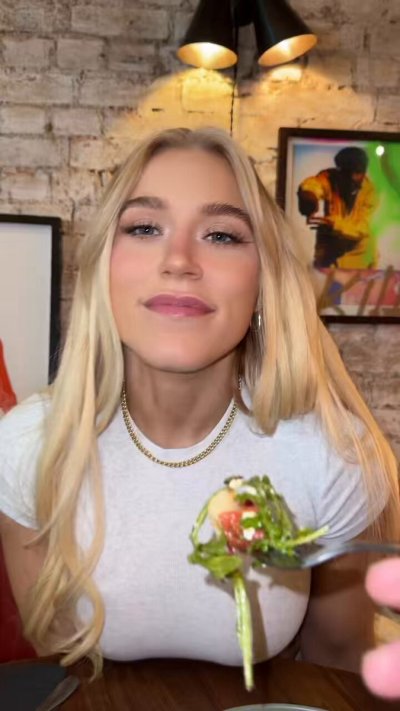 Watch Elle Brooke's leaked NSFW video on TwXstars