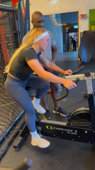 Watch Elle Brooke's leaked NSFW video on TwXstars