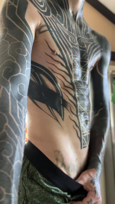 Watch Cam Damage (Trans Reznor)'s leaked NSFW video on TwXstars