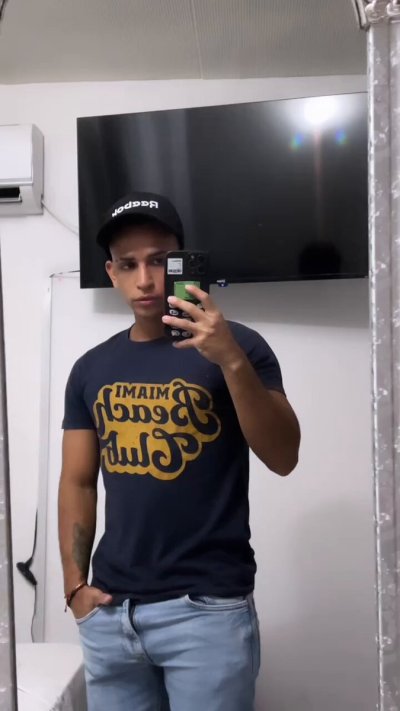 Watch Daniel 😈's leaked NSFW video on TwXstars