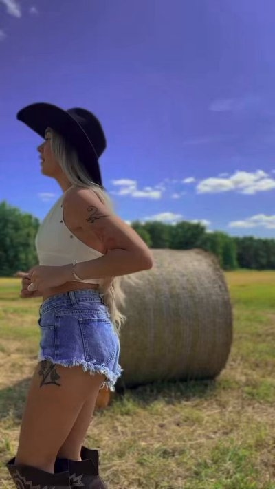 Watch gwendo⟡˖ ࣪'s leaked NSFW video on TwXstars