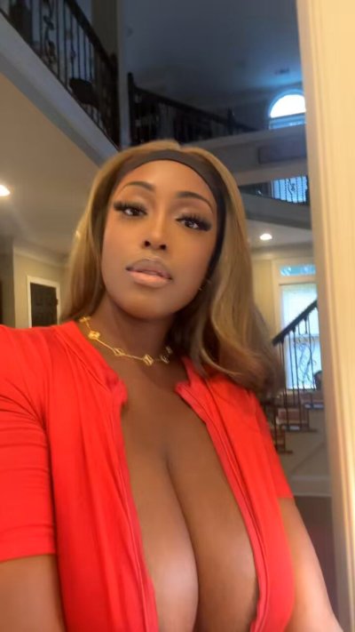 Watch Sexologist Tyomi Morgan, ACS's leaked NSFW video on TwXstars