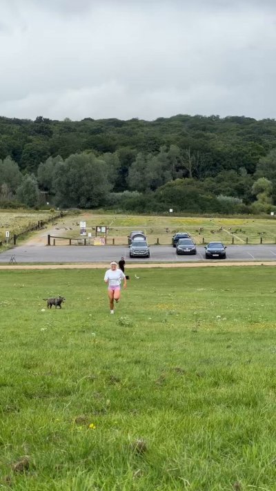 Watch Elle Brooke's leaked NSFW video on TwXstars