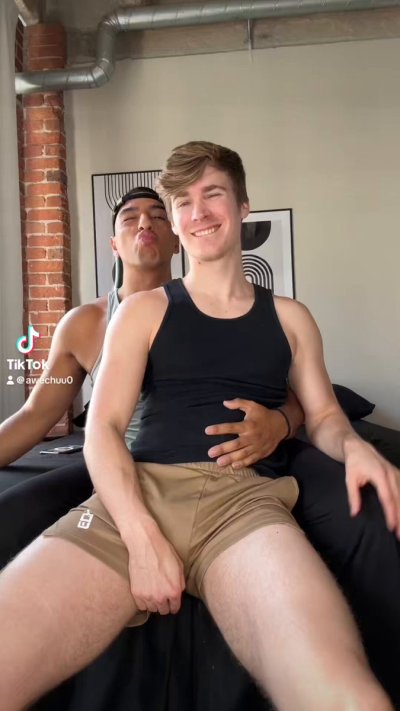 Watch Chris Stewart's leaked NSFW video on TwXstars