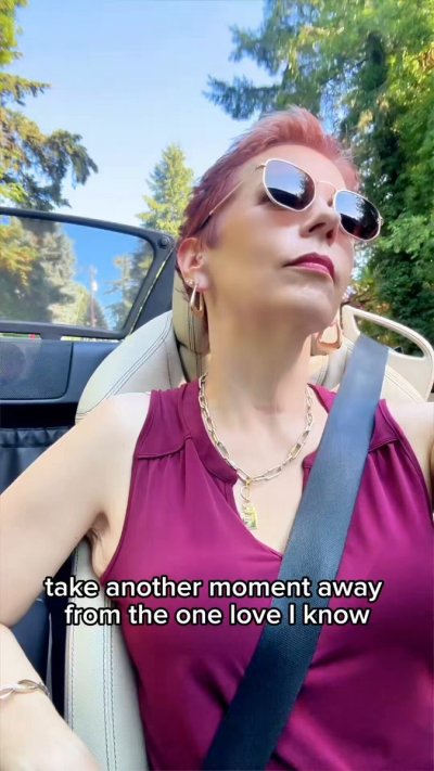 Watch RubyLynne's leaked NSFW video on TwXstars