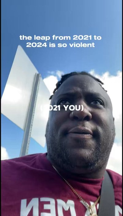 Watch Just Jeromie's leaked NSFW video on TwXstars