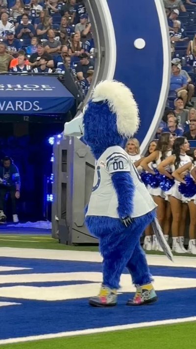 Watch Blue's leaked NSFW video on TwXstars