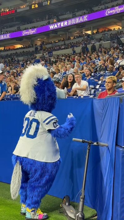 Watch Blue's leaked NSFW video on TwXstars