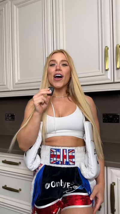 Watch Elle Brooke's leaked NSFW video on TwXstars