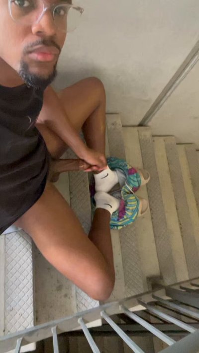 Watch нσтвσуяєℓℓσ❤️‍🔥💫's leaked NSFW video on TwXstars