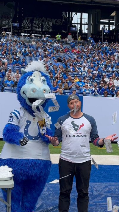 Watch Blue's leaked NSFW video on TwXstars