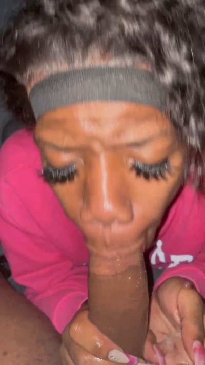 Watch 🩷AMAZIIN SPITS HENNESSY 👑's leaked NSFW video on TwXstars