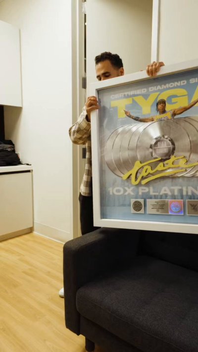 Watch T-Raww's leaked NSFW video on TwXstars