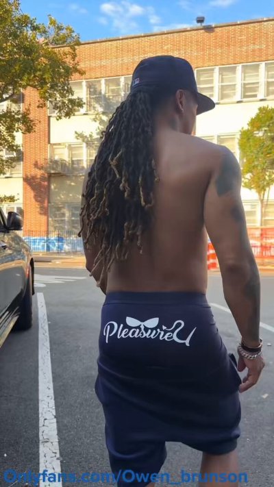 Watch Owen's leaked NSFW video on TwXstars