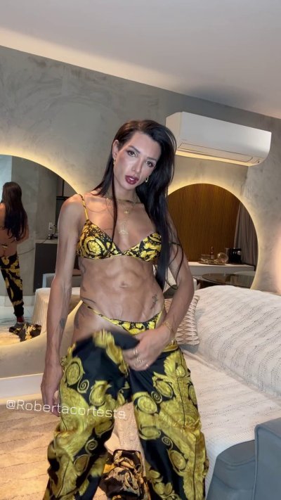 Watch Roberta Cortes Ts's leaked NSFW video on TwXstars