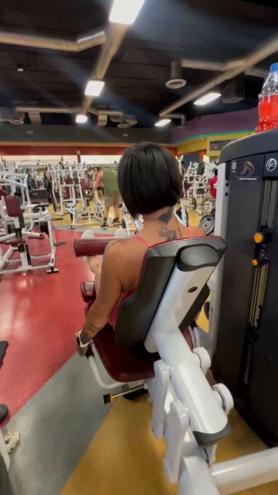 Watch Shay Fox's leaked NSFW video on TwXstars