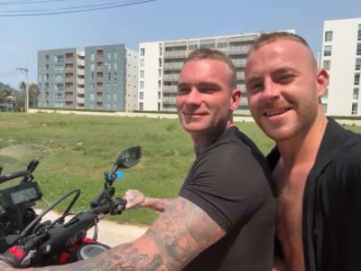 Watch Billy Essex's leaked NSFW video on TwXstars