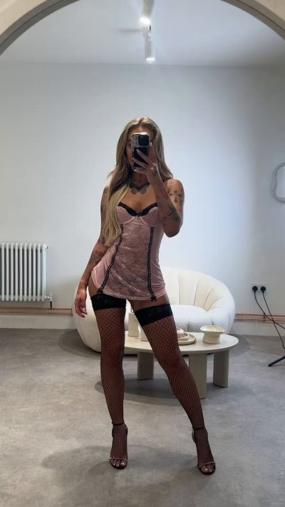 Watch Ali-rose's leaked NSFW video on TwXstars