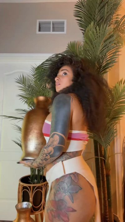 Watch Bambii's leaked NSFW video on TwXstars