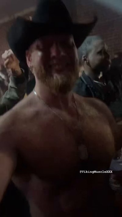 Watch 𝚅𝚒𝚔𝚒𝚗𝚐 𝙼𝚞𝚜𝚌𝚕𝚎's leaked NSFW video on TwXstars