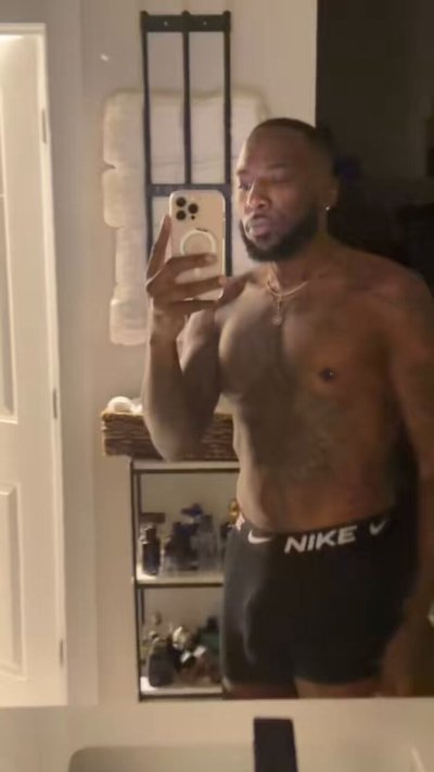 Watch Just Jeromie's leaked NSFW video on TwXstars