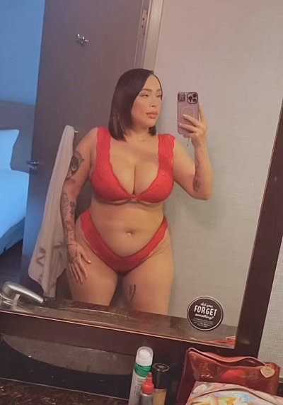 Watch Alycia Starr's leaked NSFW video on TwXstars