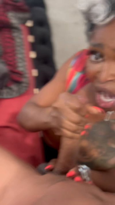 Watch GLOV 👨🏽‍🍳➡️ HOUSTON 📍's leaked NSFW video on TwXstars