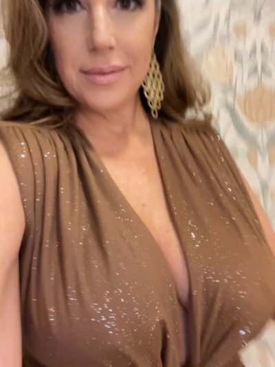 Watch Whatever_Amy's leaked NSFW video on TwXstars