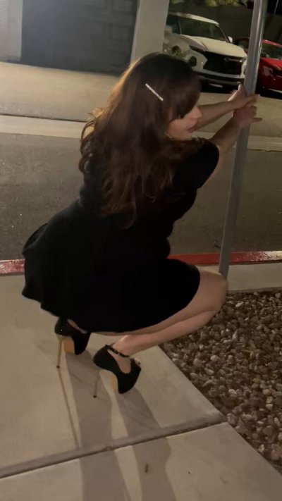 Watch HotWifeAmara's leaked NSFW video on TwXstars