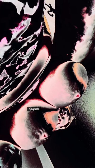 Watch mewbini's leaked NSFW video on TwXstars