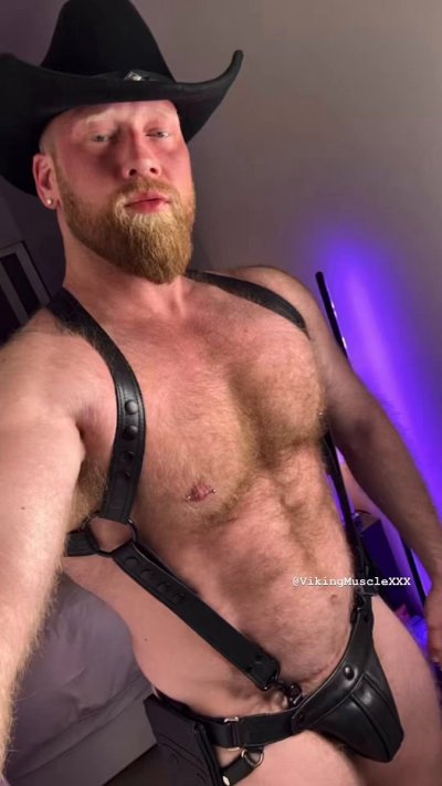 Watch 𝚅𝚒𝚔𝚒𝚗𝚐 𝙼𝚞𝚜𝚌𝚕𝚎's leaked NSFW video on TwXstars