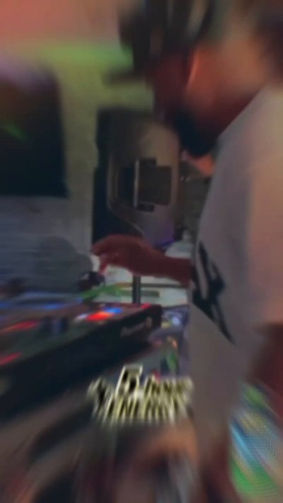 Watch Young Degree's leaked NSFW video on TwXstars