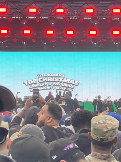 Watch sick ass foo's leaked NSFW video on TwXstars