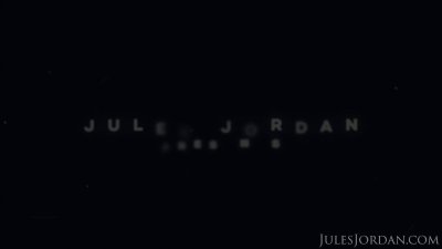 Watch Jules Jordan's leaked NSFW video on TwXstars