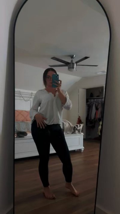 Watch 𝙿𝙸𝚇𝙰𝚁 𝙼𝙾𝙼's leaked NSFW video on TwXstars