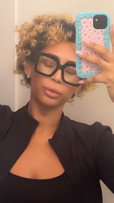 Watch Lady Luscious's leaked NSFW video on TwXstars