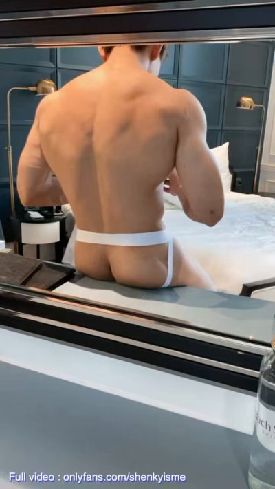 Watch ShenkyPhoto's leaked NSFW video on TwXstars