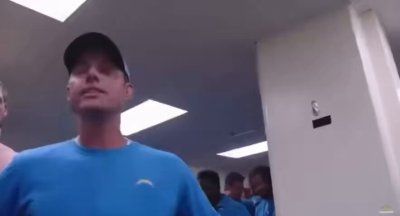 Watch a girl with no face ⚡️'s leaked NSFW video on TwXstars