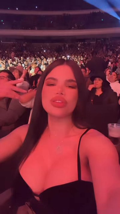 Watch Hanna's leaked NSFW video on TwXstars