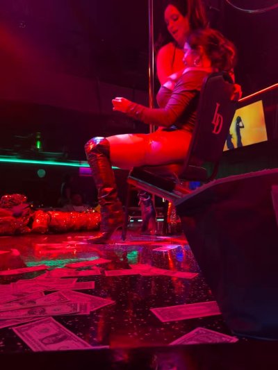 Watch Ava Devine Official's leaked NSFW video on TwXstars